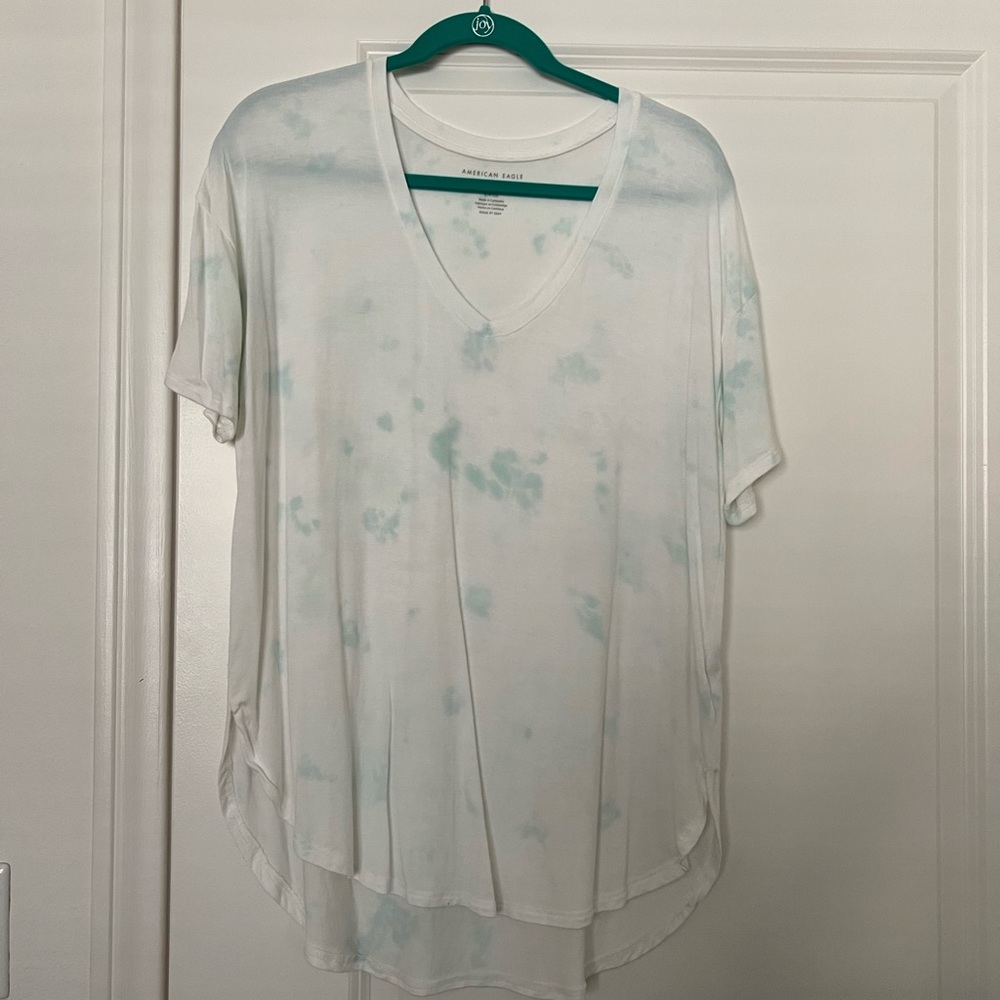 American Eagle super-soft white/mint t-shirt